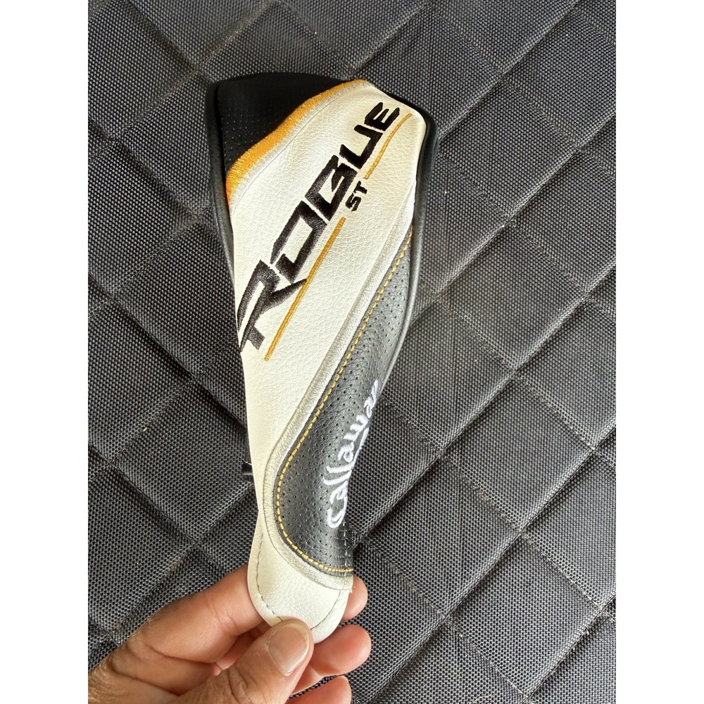 Callaway Golf Rogue ST Utility Fairway Head Cover Black And White